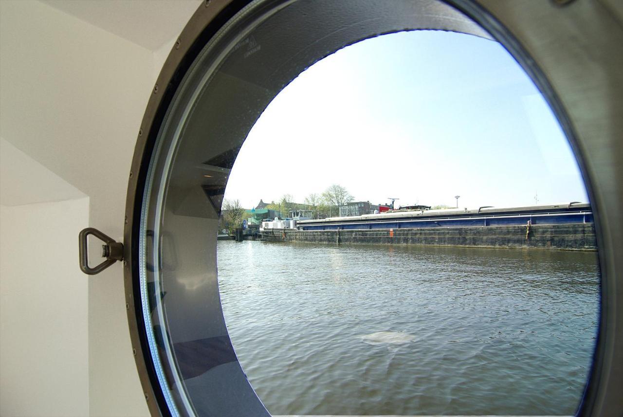 Eco Houseboat Hotell Amsterdam Exteriör bild